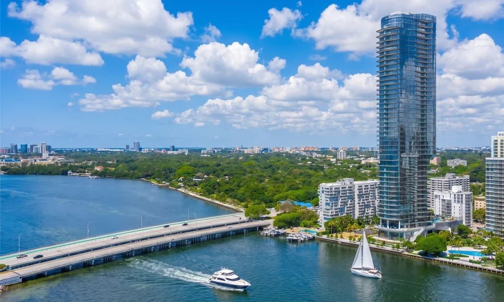 Una Residences, Brickell